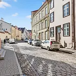 Old Town 60m2 On 2 Floors Next To Town Hall * Tallin