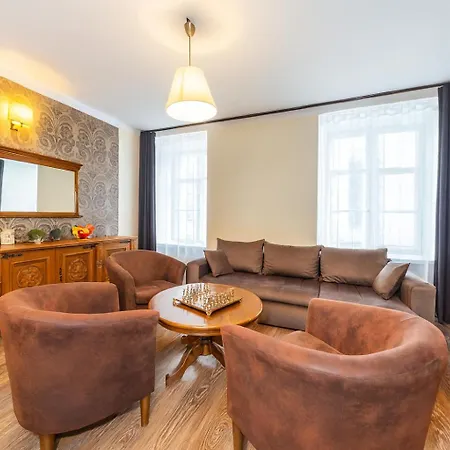 Old Town 60m2 On 2 Floors Next To Town Hall Apartmán