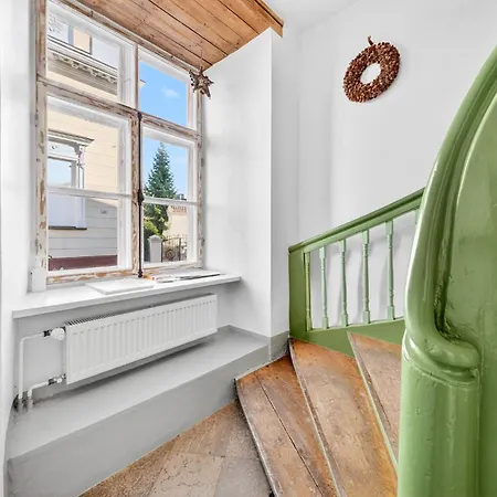 Old Town 60m2 On 2 Floors Next To Town Hall *