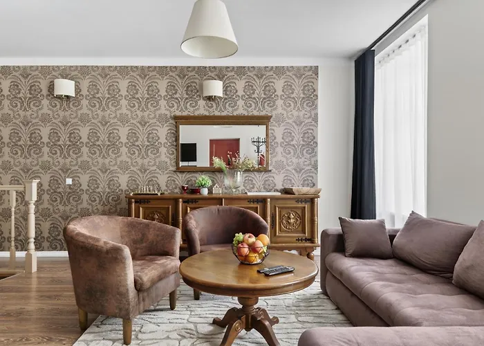 Апартаменти Old Town 60m2 On 2 Floors Next To Town Hall *