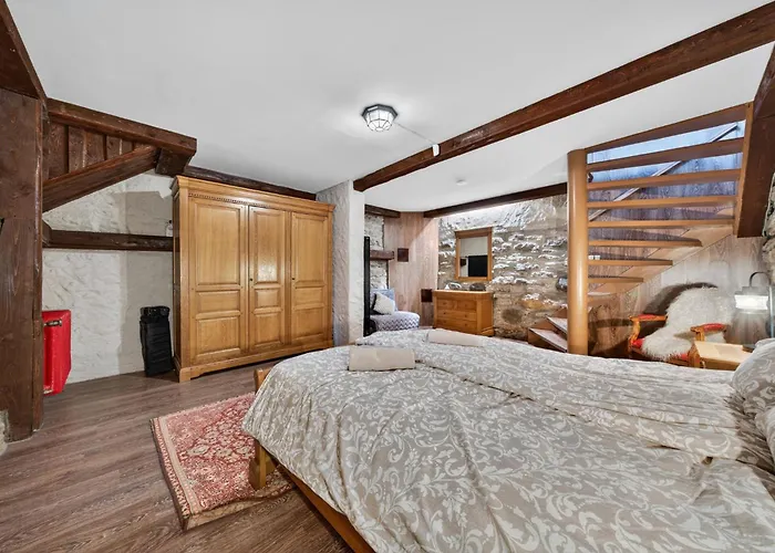 Апартаменти Old Town 60m2 On 2 Floors Next To Town Hall *