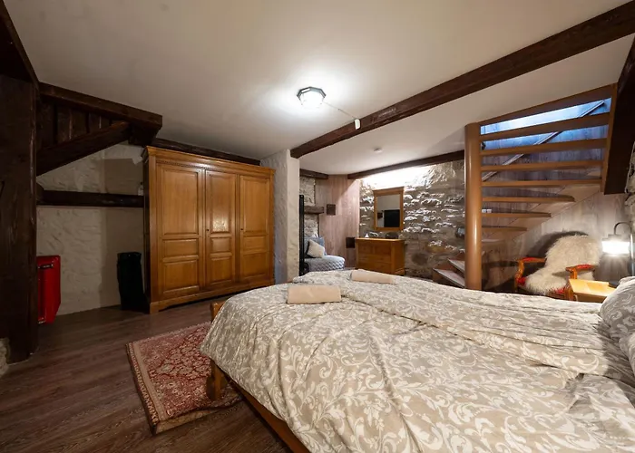 Old Town 60m2 On 2 Floors Next To Town Hall *