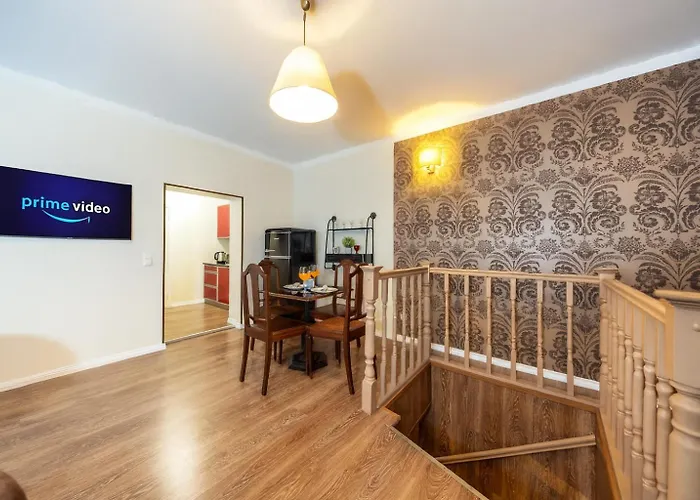 Appartement Old Town 60m2 On 2 Floors Next To Town Hall *