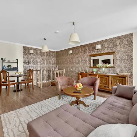 Διαμέρισμα Old Town 60m2 On 2 Floors Next To Town Hall *